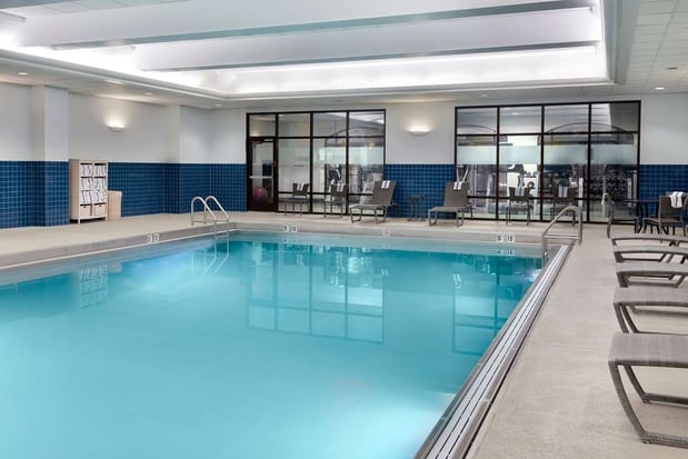 Images Hampton Inn & Suites Kansas City-Country Club Plaza