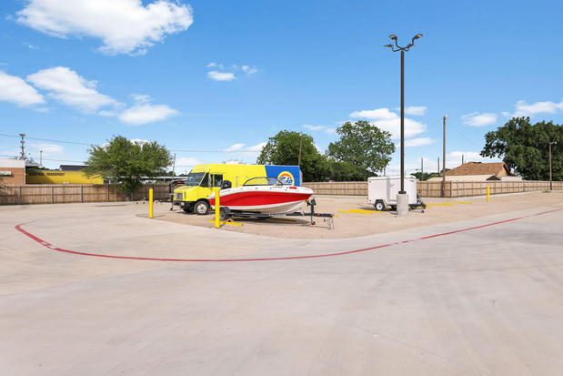 Images US Storage Centers