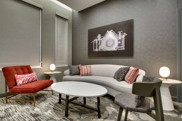 Images The Rose Hotel Chicago O’Hare, Tapestry Collection by Hilton