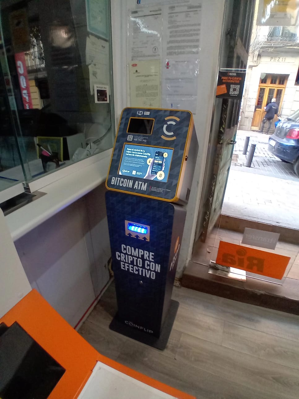Images CoinFlip Bitcoin ATM - Copias y Flyers Low Cost Madrid Centro (Centro)