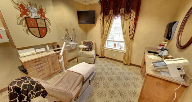 Images North Atlanta Center for Cosmetic & Implant Dentistry