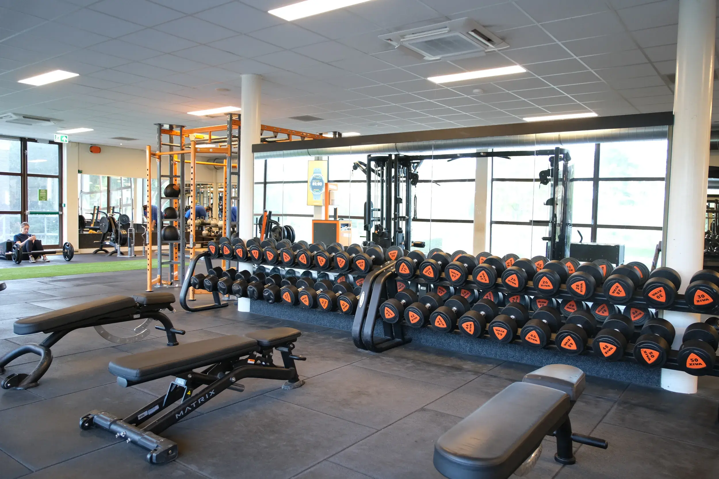 Foto's Basic-Fit 24/7