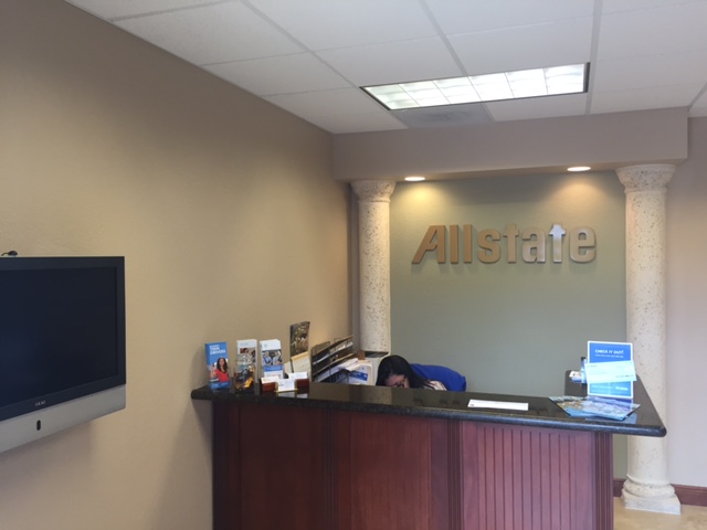 Images Alex Toral: Allstate Insurance