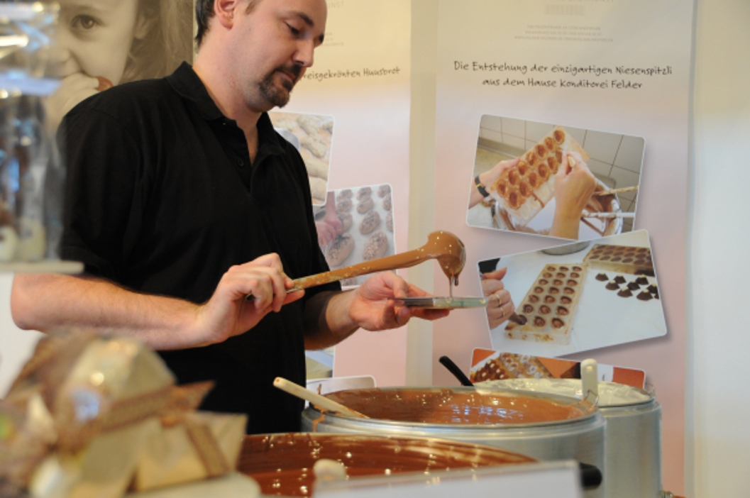 Bäckerei Konditorei Tea Room Felder Spiezwiler, Frutigenstrasse 14 in Spiezwiler