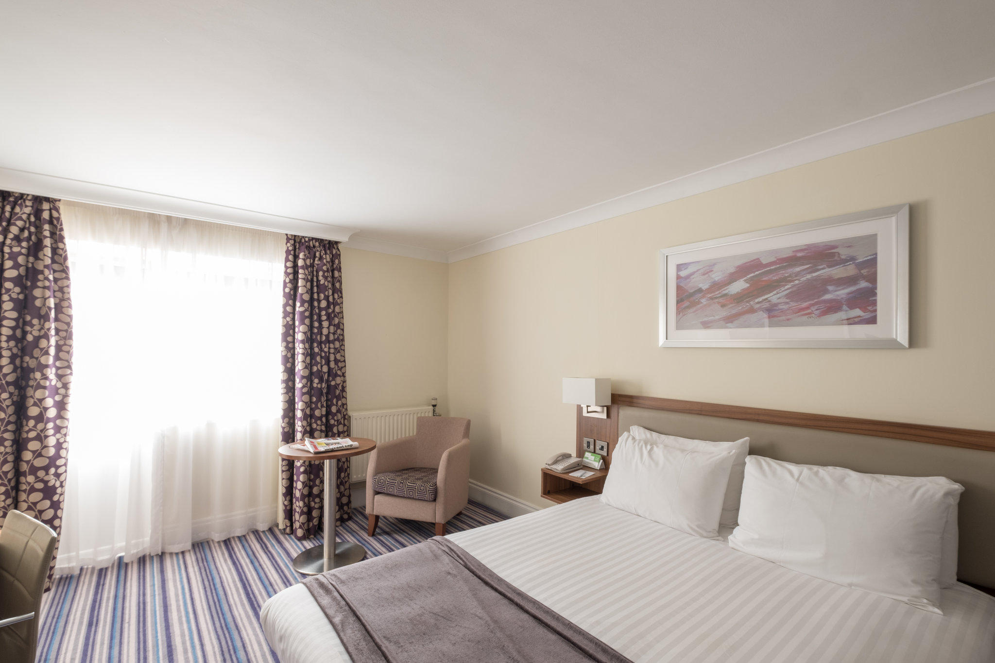 Images Holiday Inn Swindon, an IHG Hotel