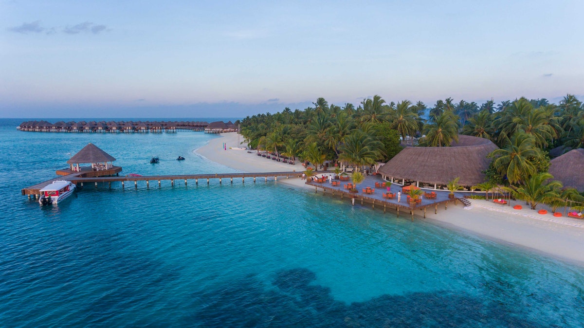 Sun Aqua Vilu Reef Maldives