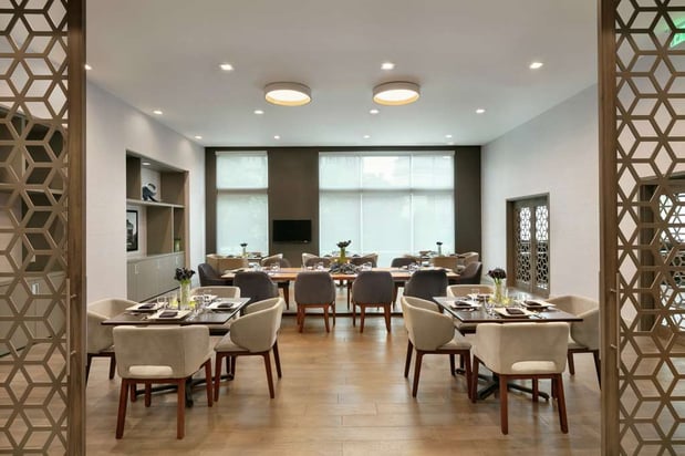 Images Embassy Suites by Hilton Atlanta Midtown