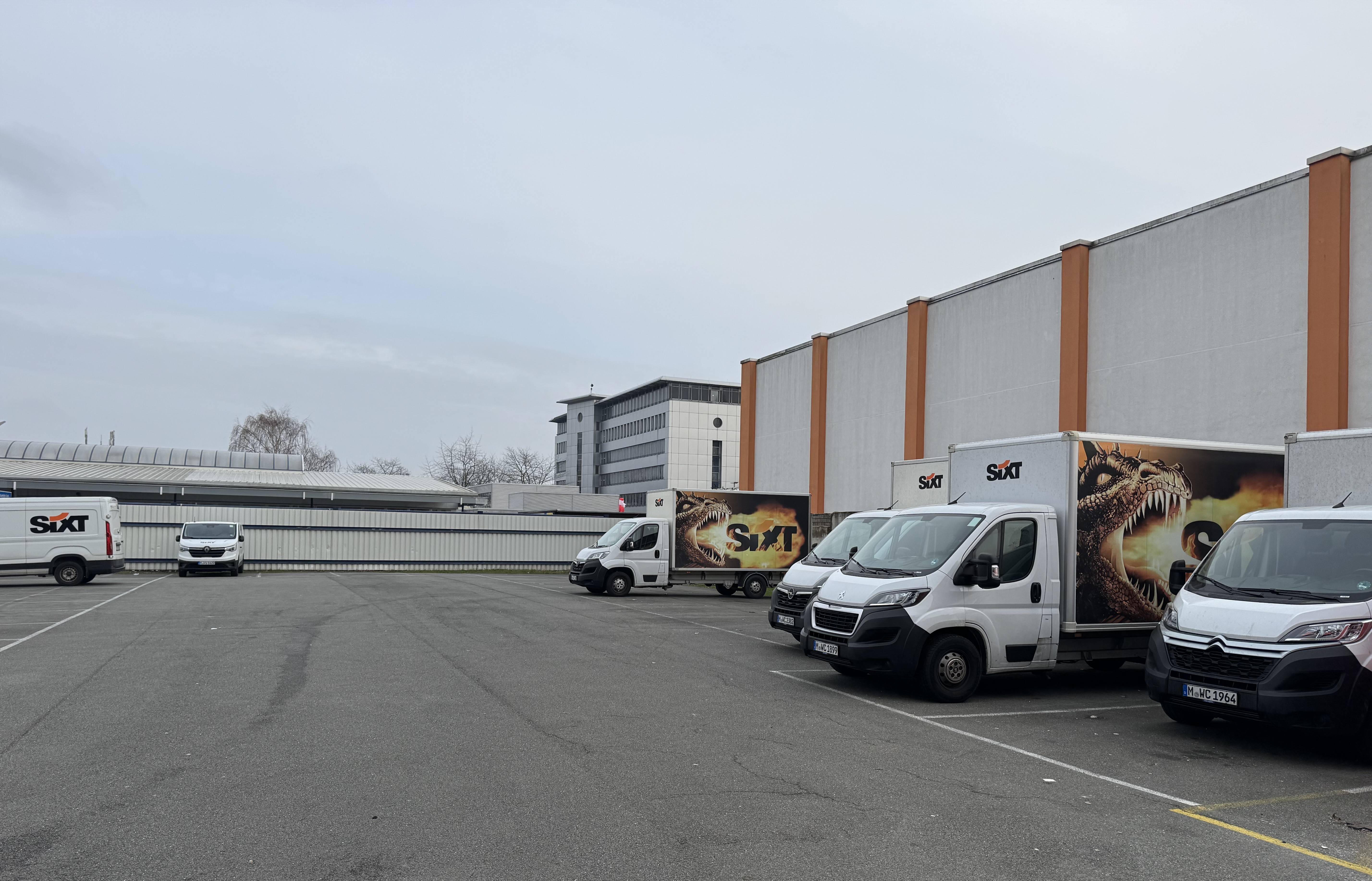 SIXT Autovermietung Hamburg Ost/Wandsbek, Friedrich-Ebert-Damm 160 in Hamburg