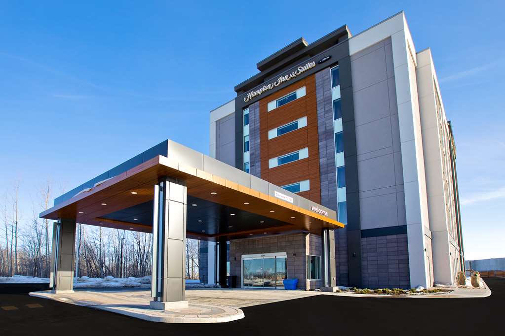 Exterior Hampton Inn & Suites Ottawa West Nepean (613)216-7829