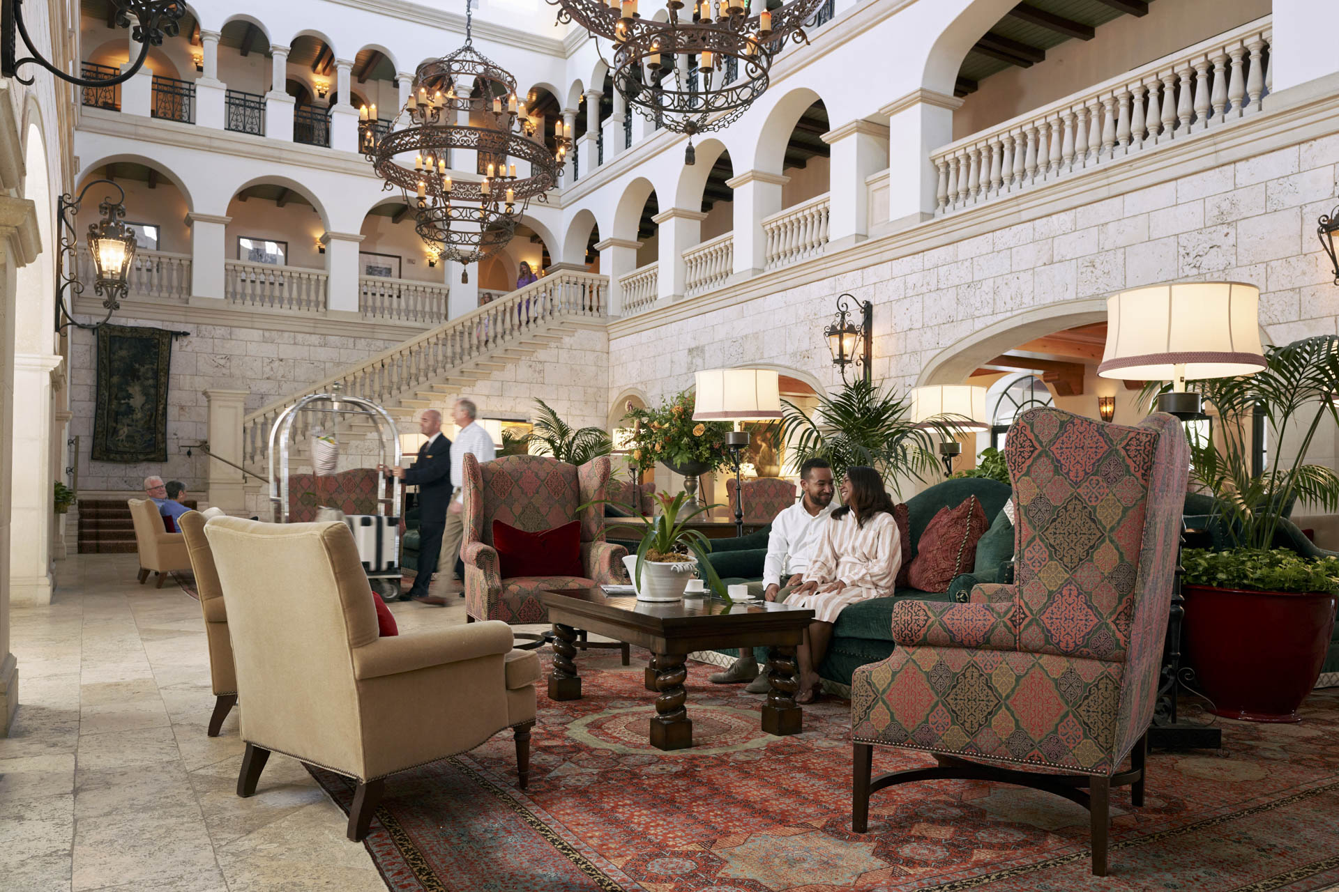 Colonial Lounge