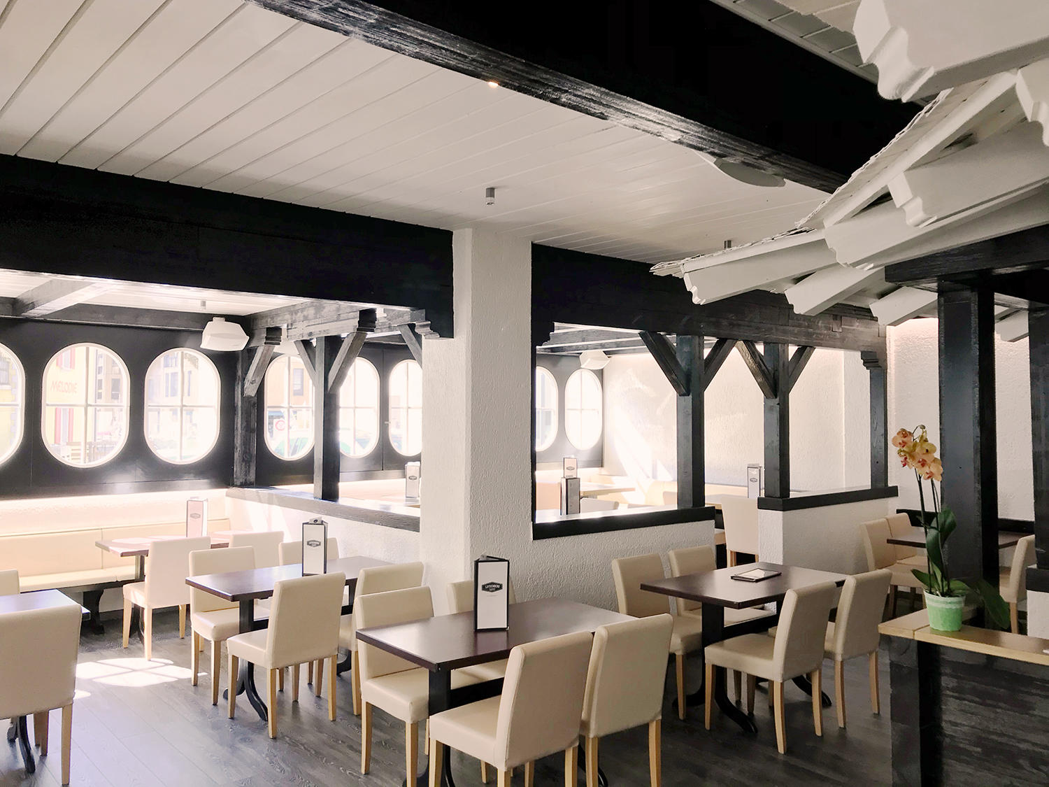 Restaurant und Bar Lötschberg, Bahnhofstrasse 8 in Naters