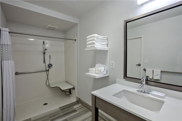 Images Hampton Inn and Suites Hermosa Beach
