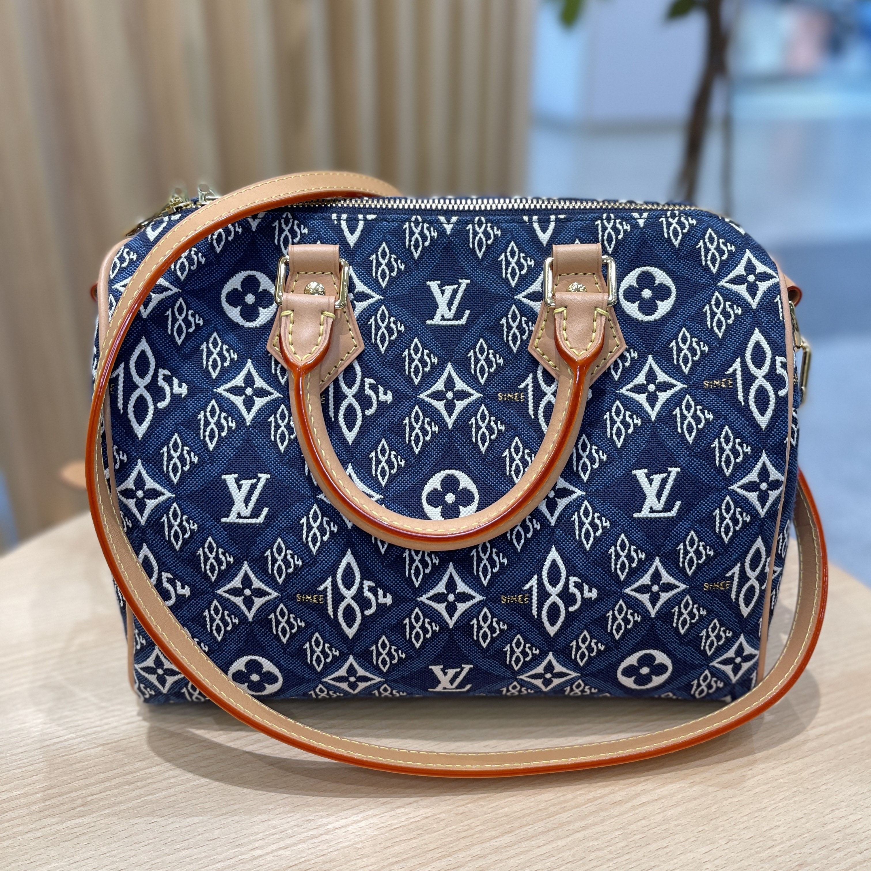 Images KOMEHYO（コメ兵）買取センターアスピア明石