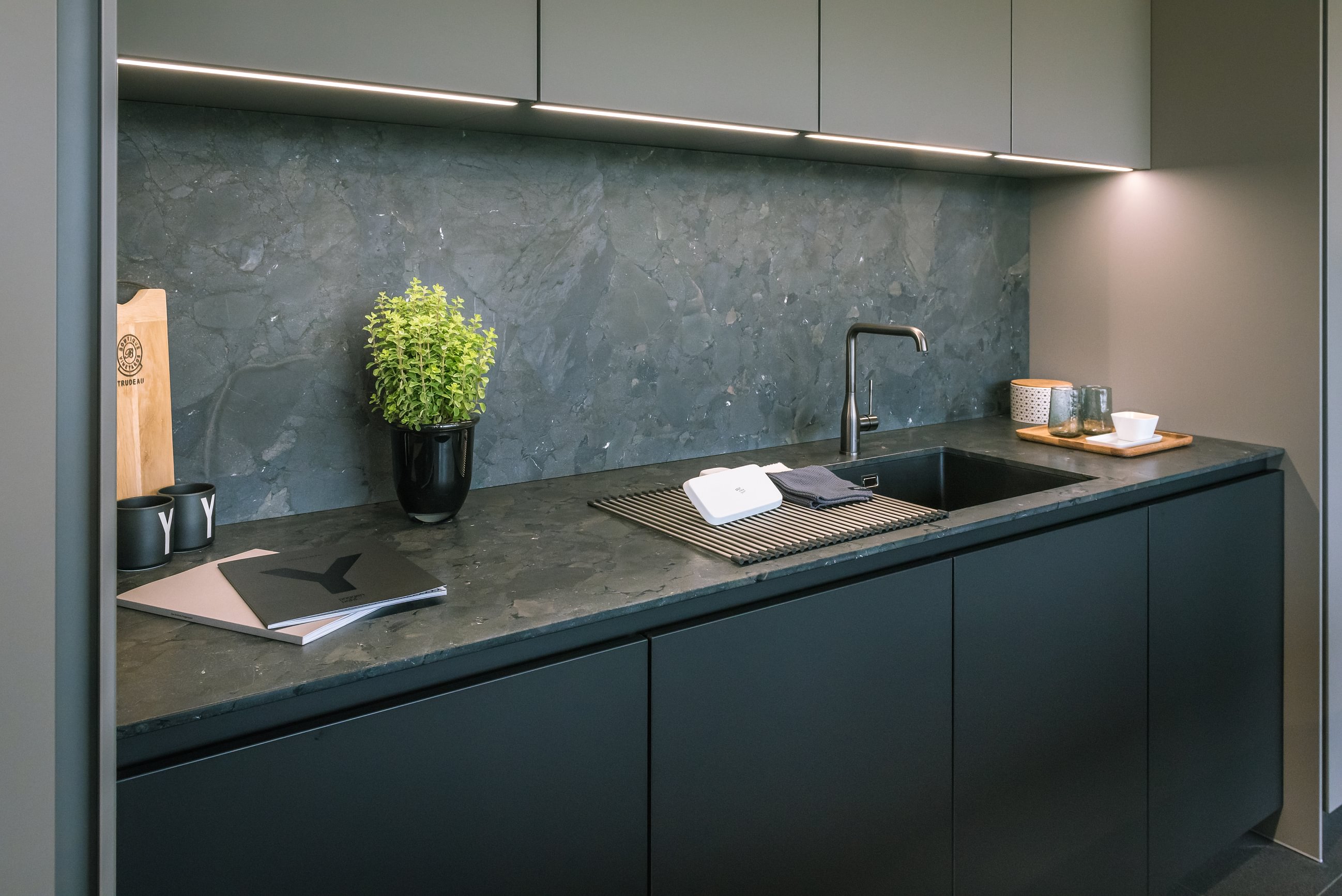 Linear Küchen AG, Birkenstrasse 47 in Rotkreuz