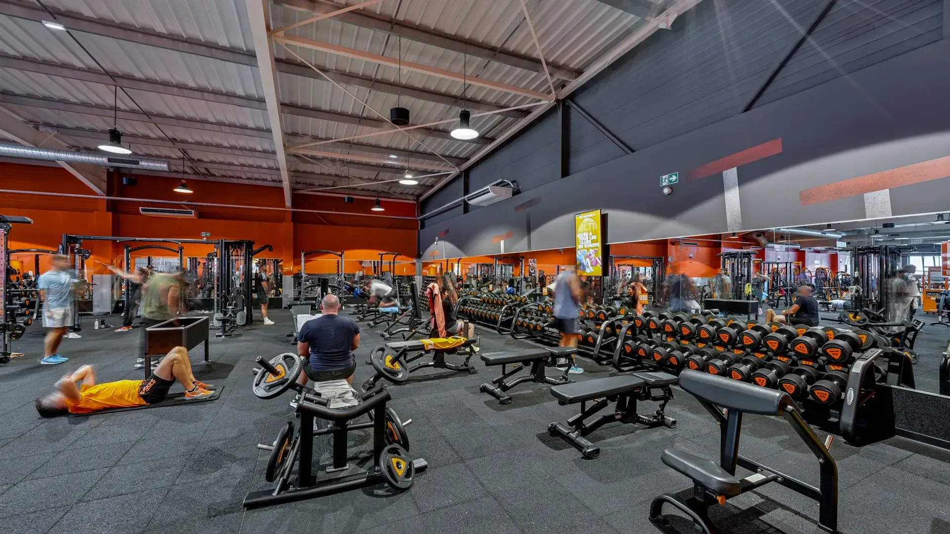 Images Basic-Fit 24/7