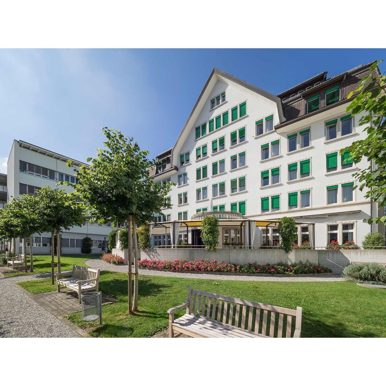 Lindenhof Betreuen Pflegen Wohnen Logo