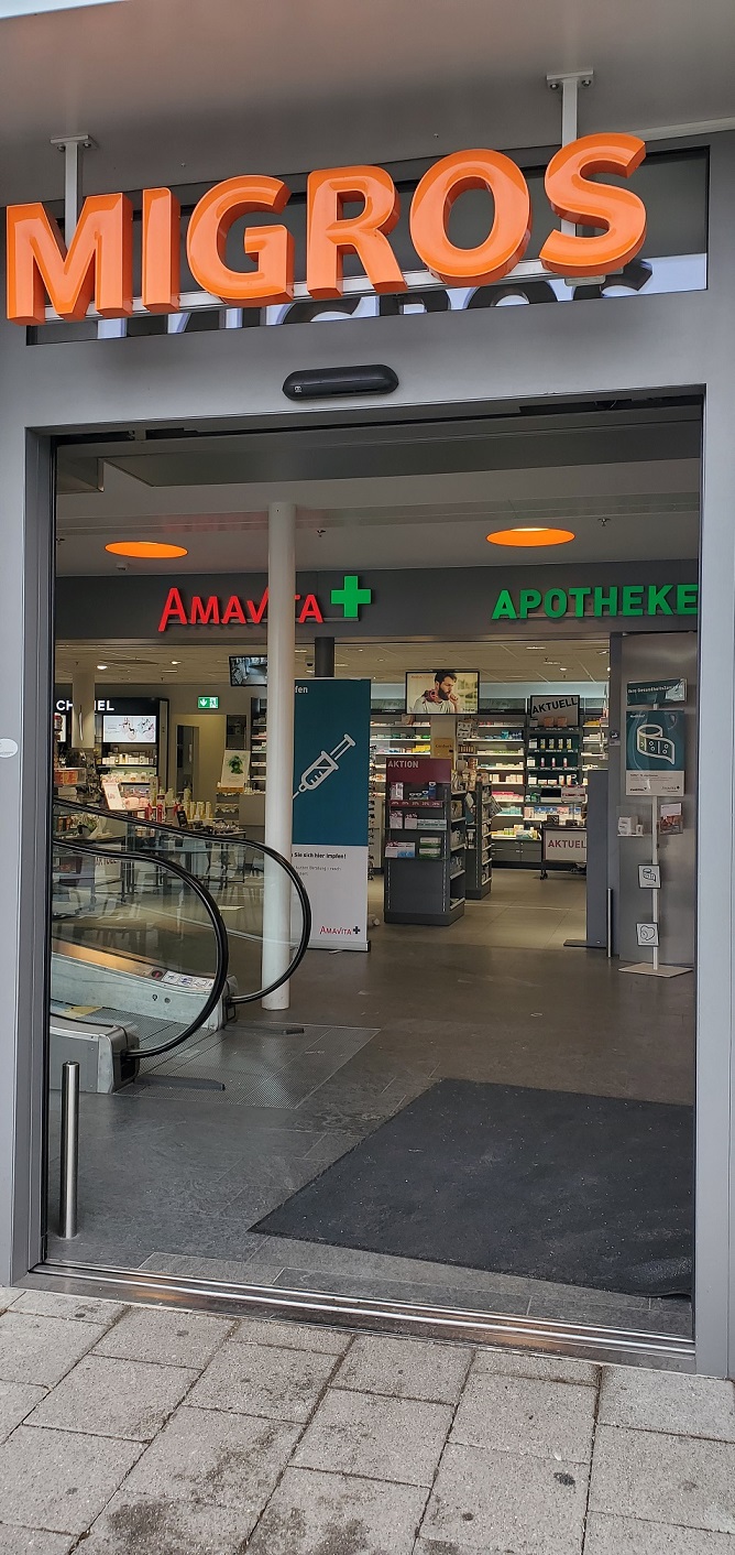 Amavita Apotheke Erlibacher-Märt, Bahnhofstrasse 40 in Erlenbach ZH