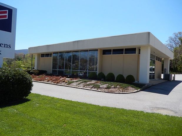 Images First Citizens Bank