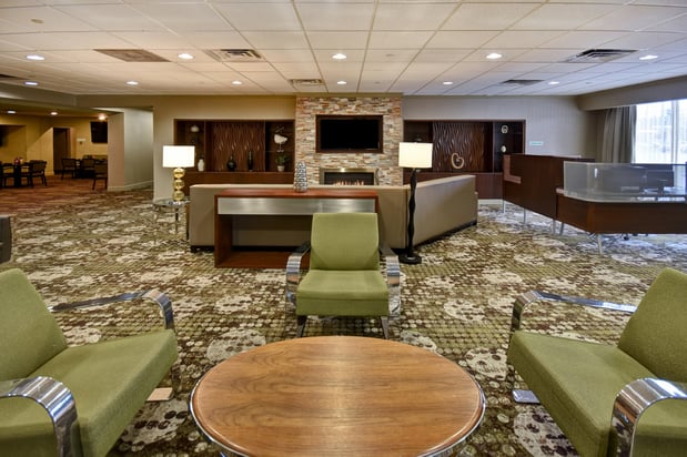 Images Holiday Inn Cincinnati-Riverfront by IHG