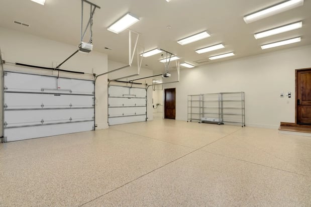 Images Pineywoods Overhead Door