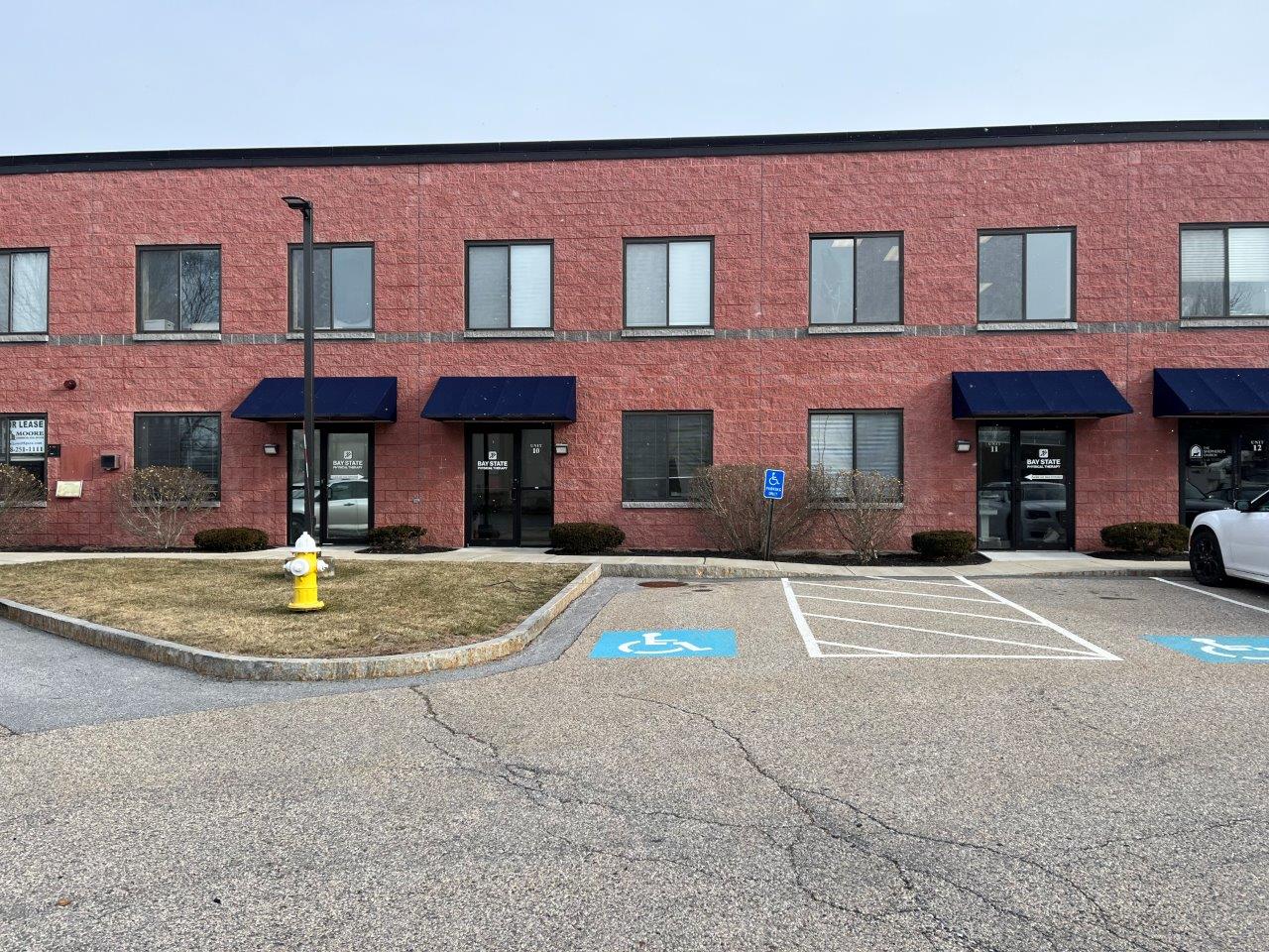 Bay State PT Chelmsford, MA Jean St. front door.