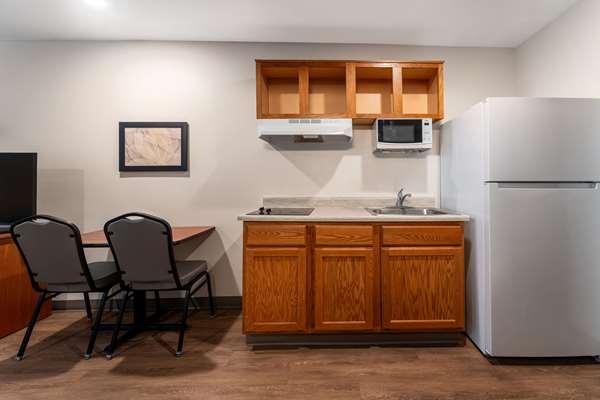 Images WoodSpring Suites Greenville Central I-85