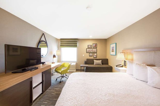 Images Hampton Inn & Suites Seattle-Downtown