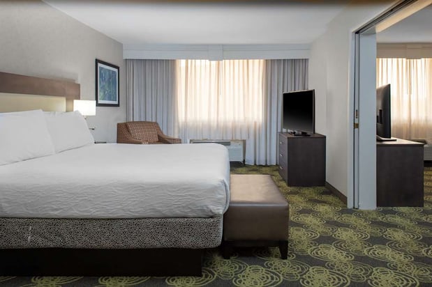 Images Hilton Garden Inn Reagan National Airport