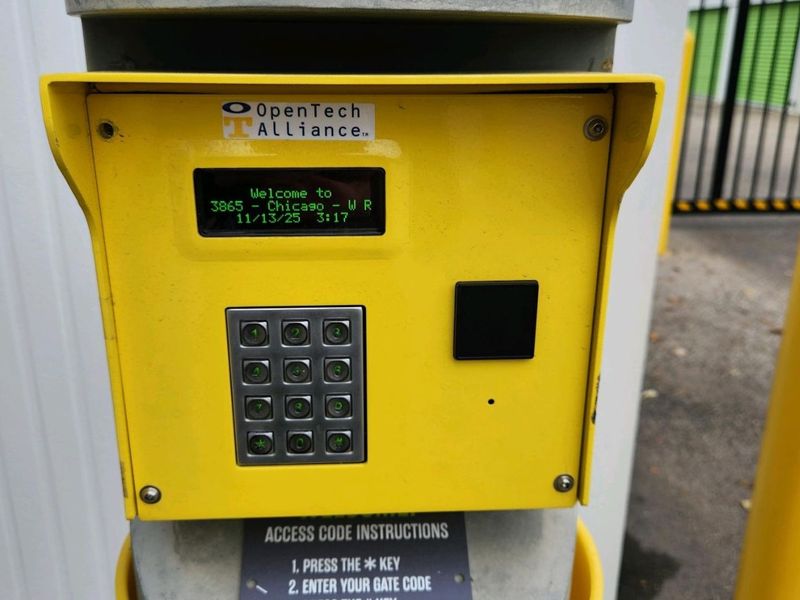 Images Extra Space Storage