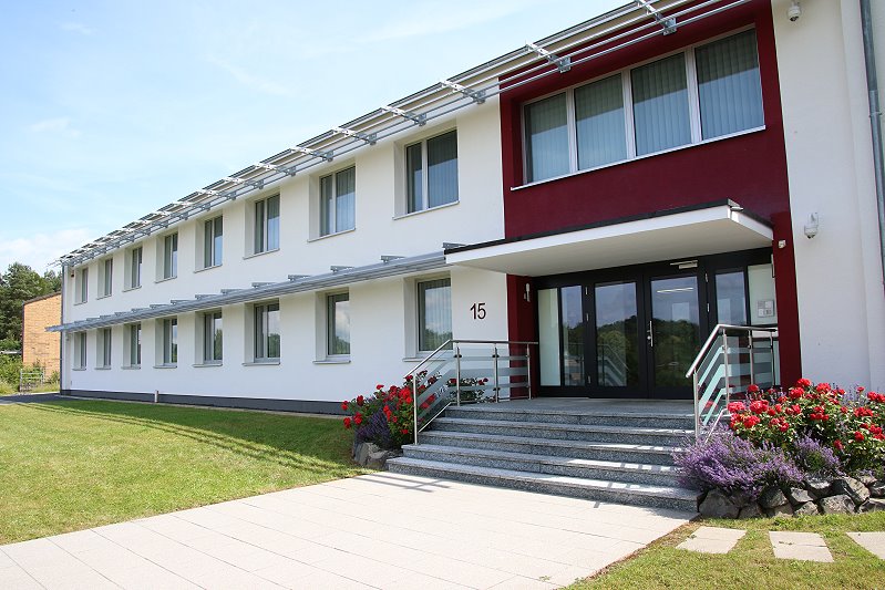 Manz & Partner Steuerberatungsgesellschaft Partnerschaftgesellschaft, Harthbergring 15 in Schwalmstadt