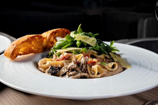 Images Drift Kitchen & Bar - Lido Beach Resort
