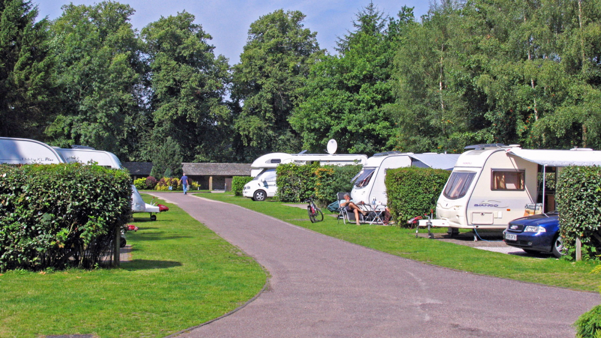 Chatsworth Park Caravan and Motorhome Club Campsite Bakewell 01246 582226