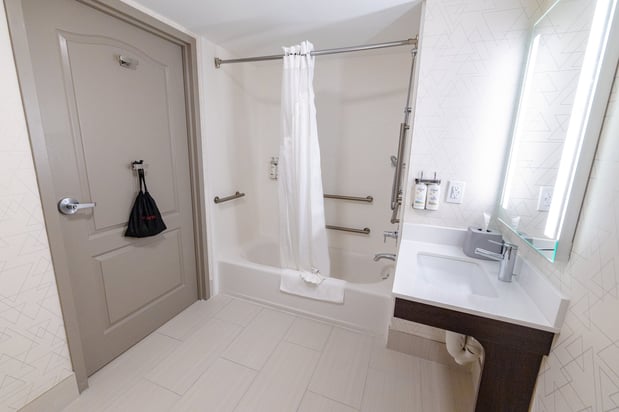 Images Holiday Inn Express Neptune by IHG