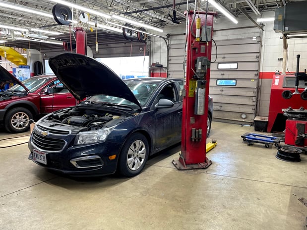 Images Rad Air Complete Car Care and Tire Center - Parma Heights