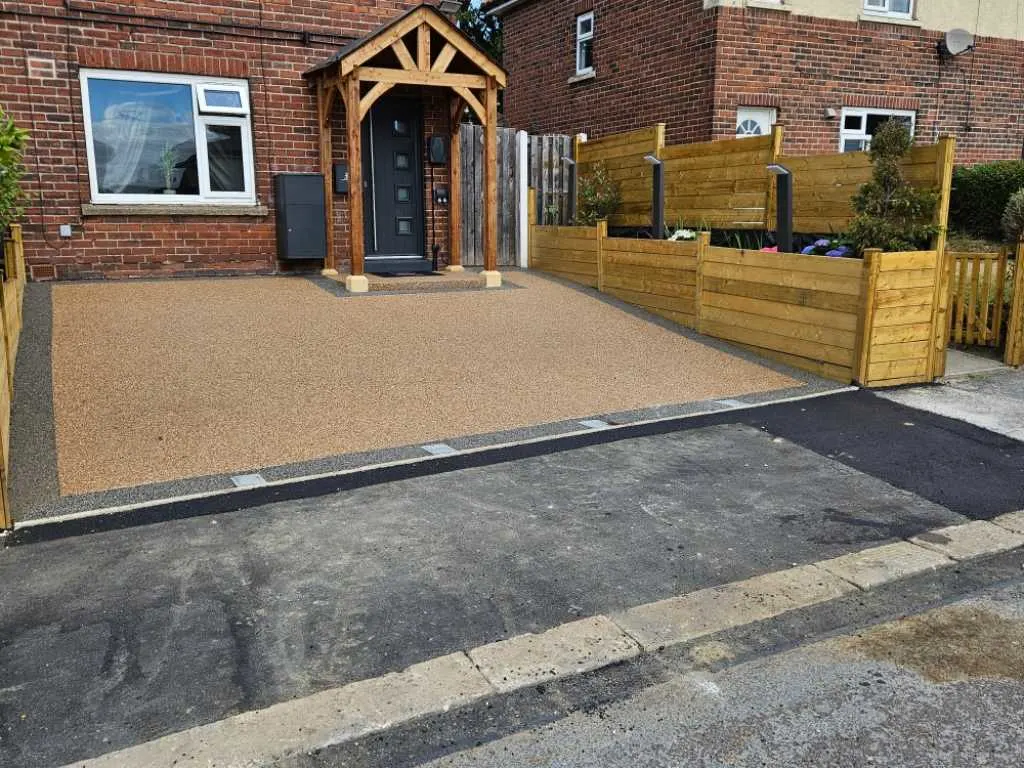 Images DH Landscaping & Building SVCS