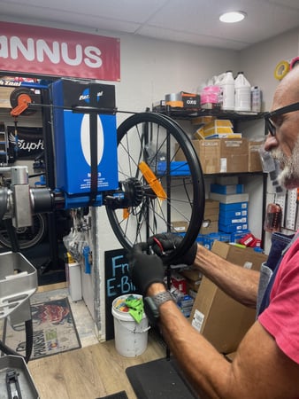 Images CYCLERIE eBikes and Service