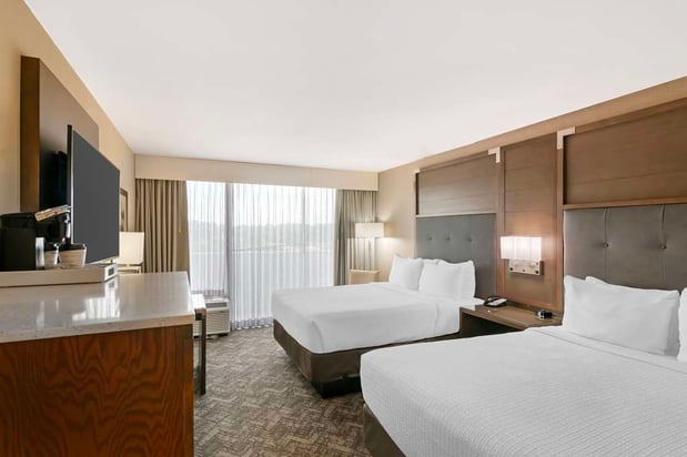 Images Best Western Plus Kansas City Sports Complex Hotel