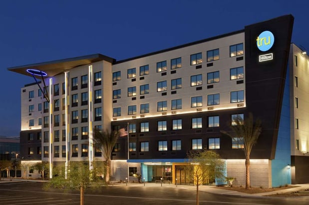 Images Tru by Hilton Las Vegas Airport