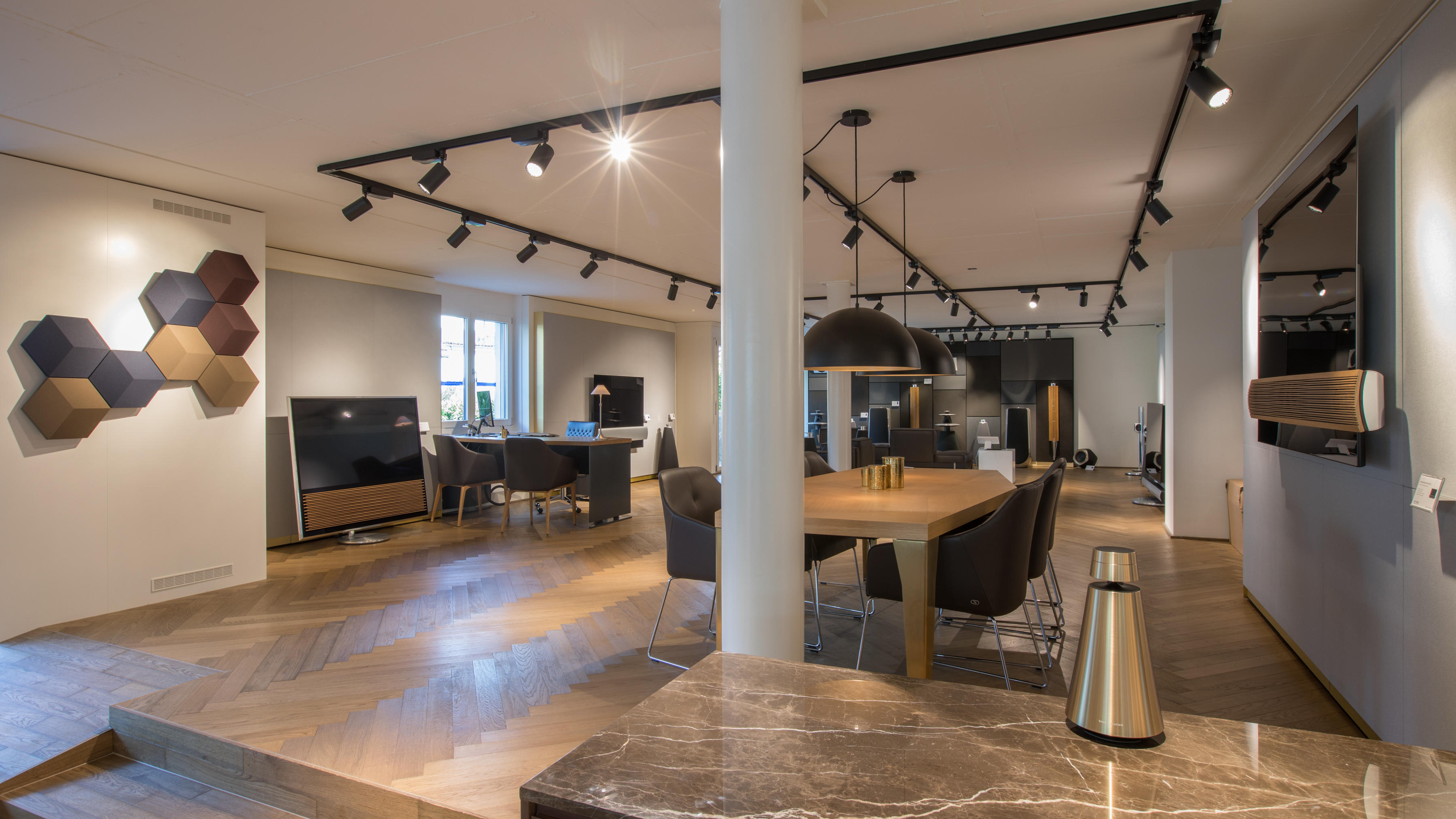 Bang & Olufsen STAEGER AG Thalwil, Alte Landstrasse 160 in Thalwil