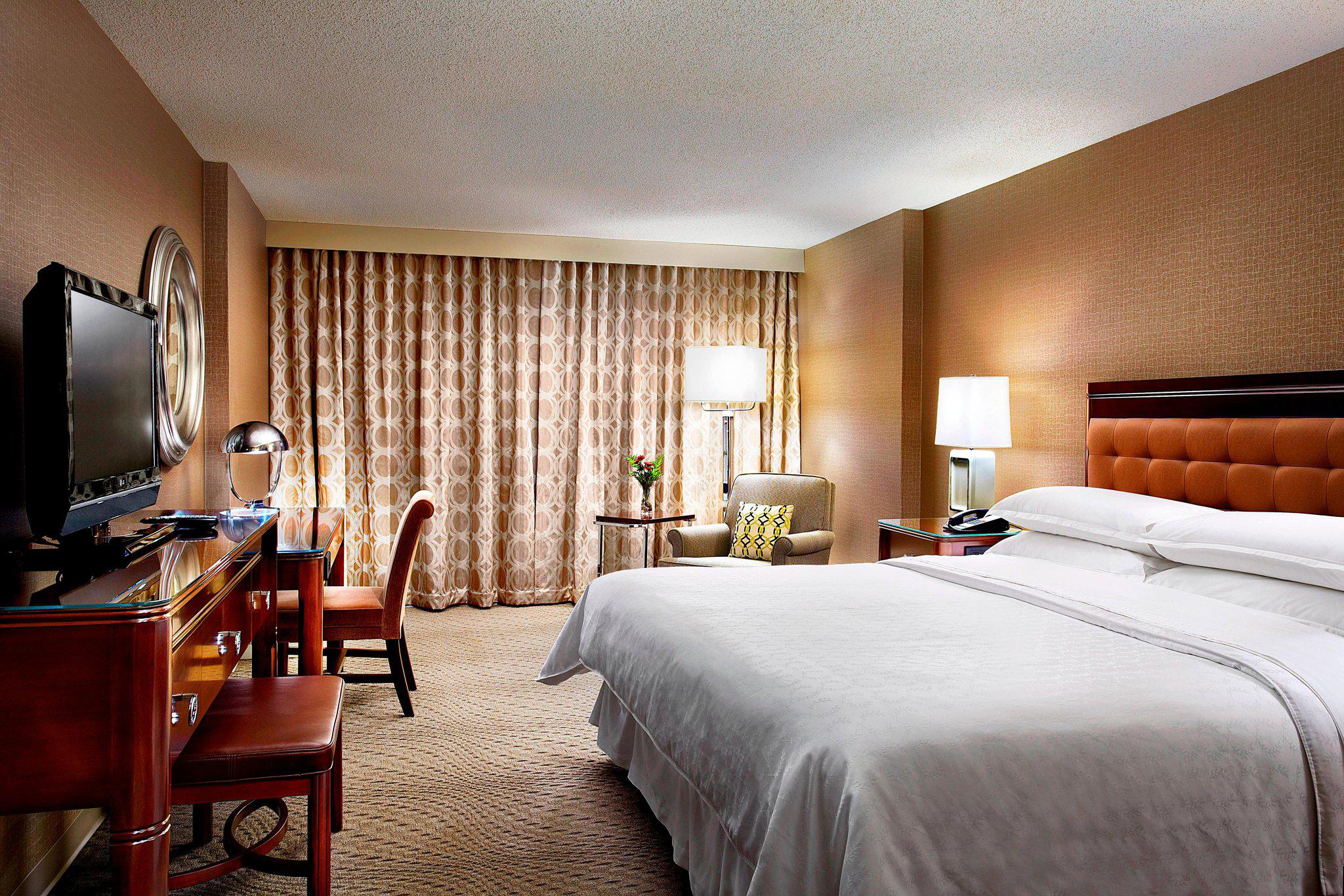 Sheraton Cavalier Calgary Hotel, Calgary AB | Ourbis