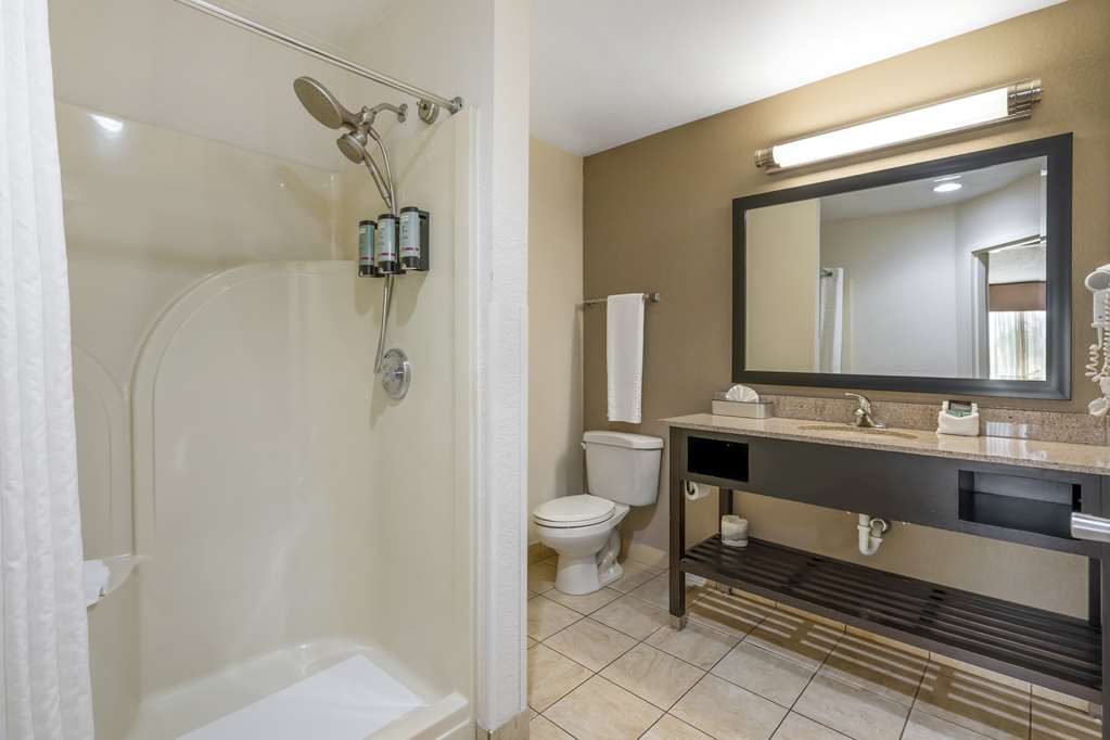 King Suite Jacuzzi 