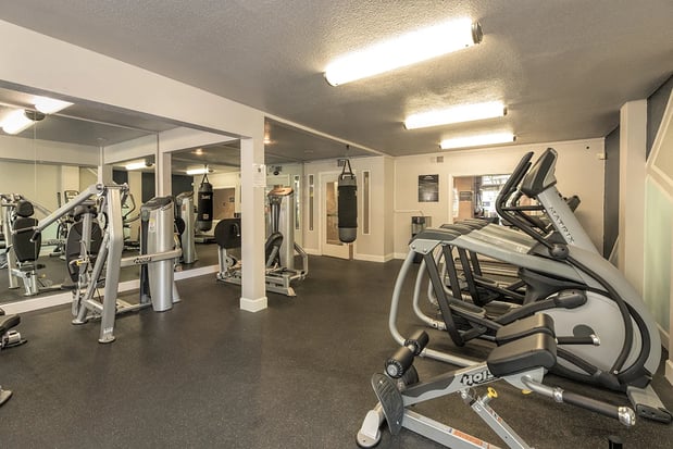 Images Woodbridge Apartments