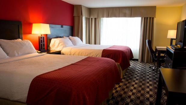 Images Holiday Inn St. Louis-Fairview Heights, an IHG Hotel