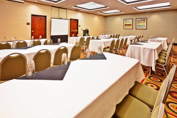 Images Holiday Inn Pearl - Jackson Area by IHG