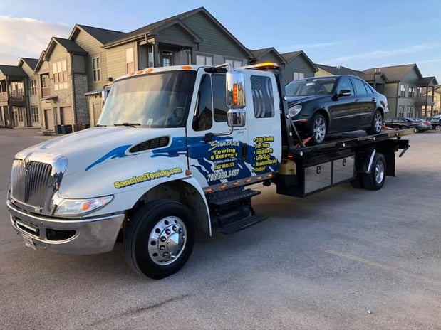 Images Sanchez Towing