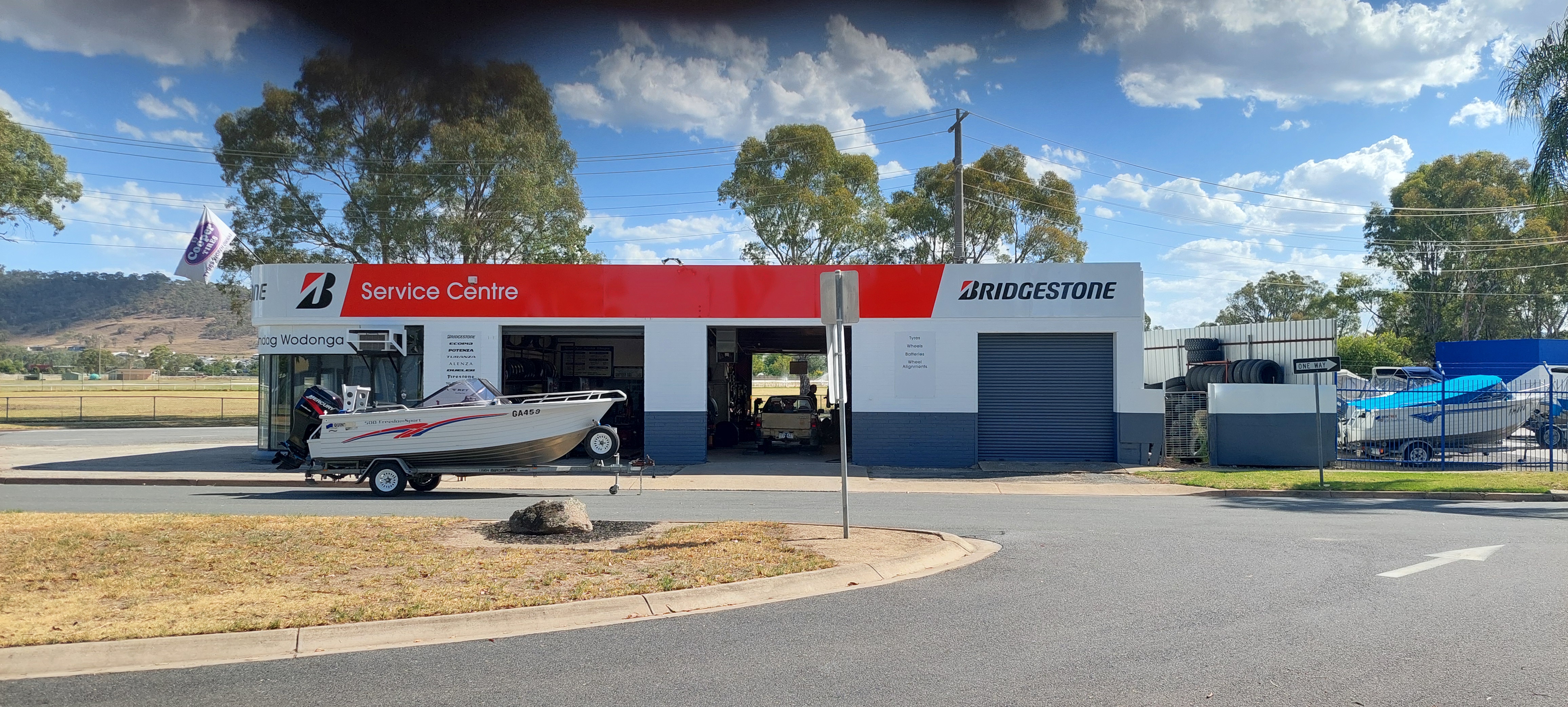 Images Bridgestone Service Centre Wodonga