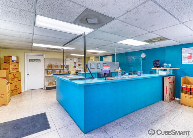 Images CubeSmart Self Storage