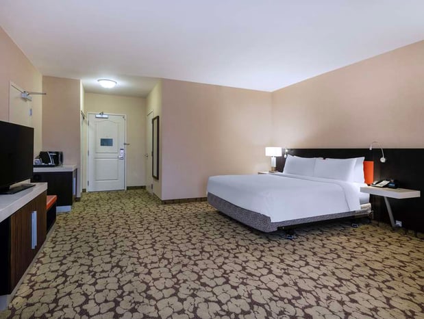 Images Hilton Garden Inn Las Vegas Strip South