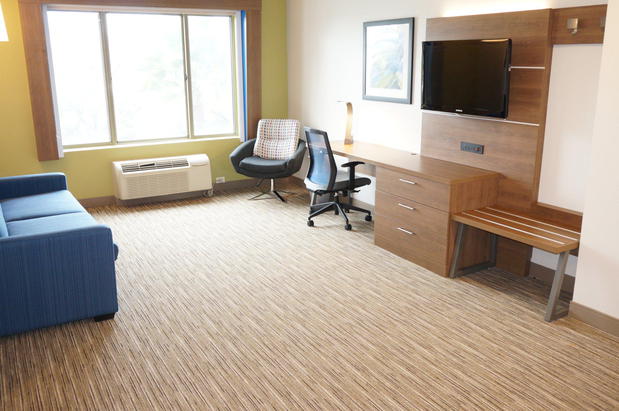 Images Holiday Inn Express & Suites Fremont - Milpitas Central by IHG