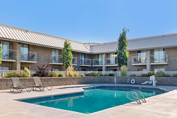 Images Best Western Plus Ahtanum Inn